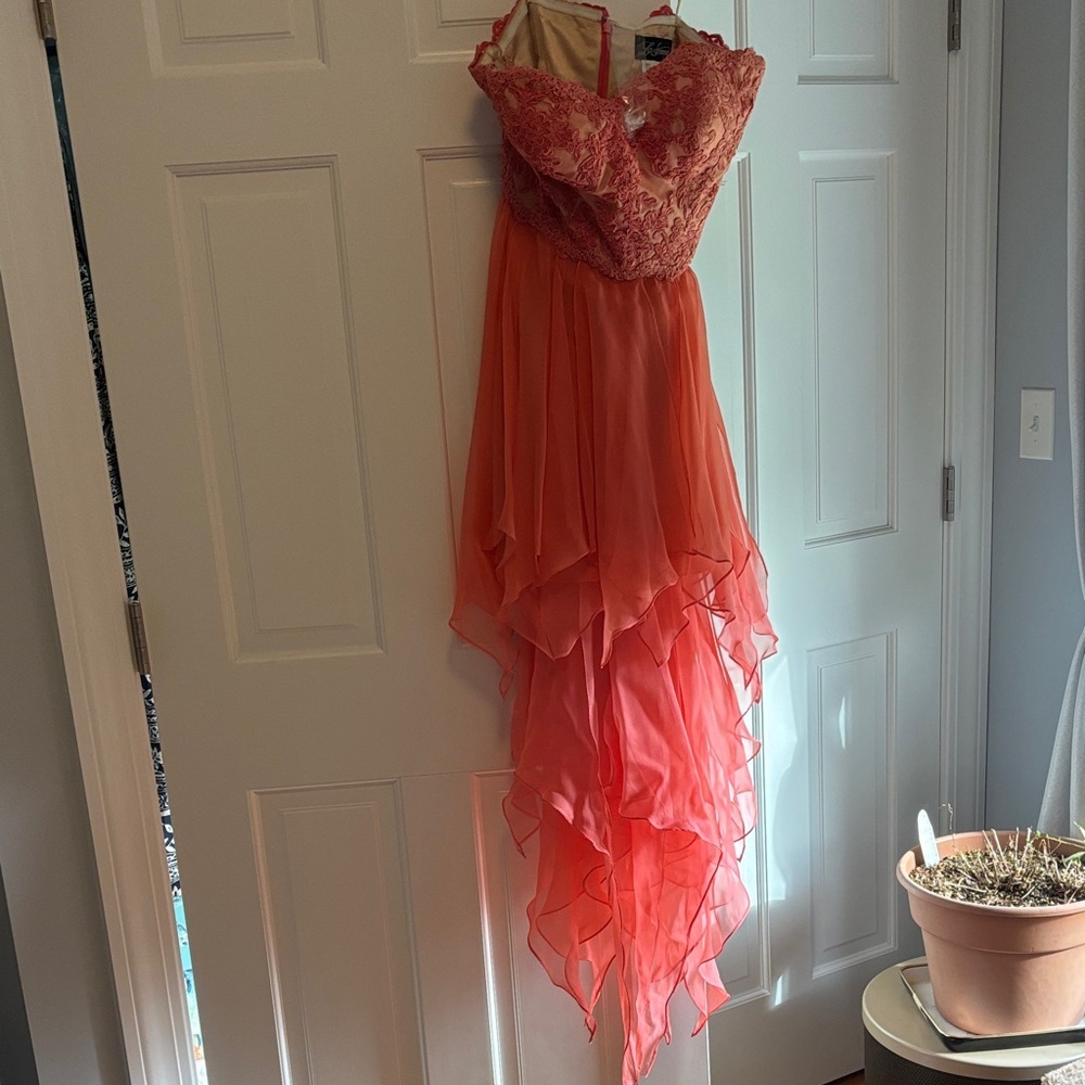 La Femme - 19607 Lace Sweetheart Handkerchief High-Low Gown - Picture 3 of 8